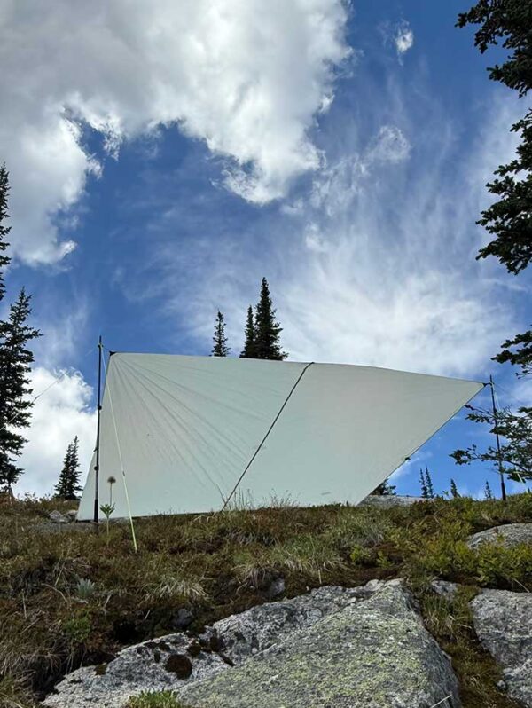 outdoor-lightweight-backpack-tarp-ape-equipment
